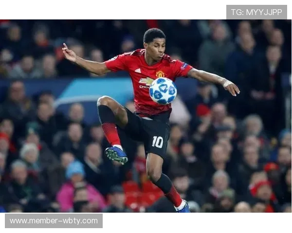 万博足球队主力球员个人技术特点与比赛表现分析